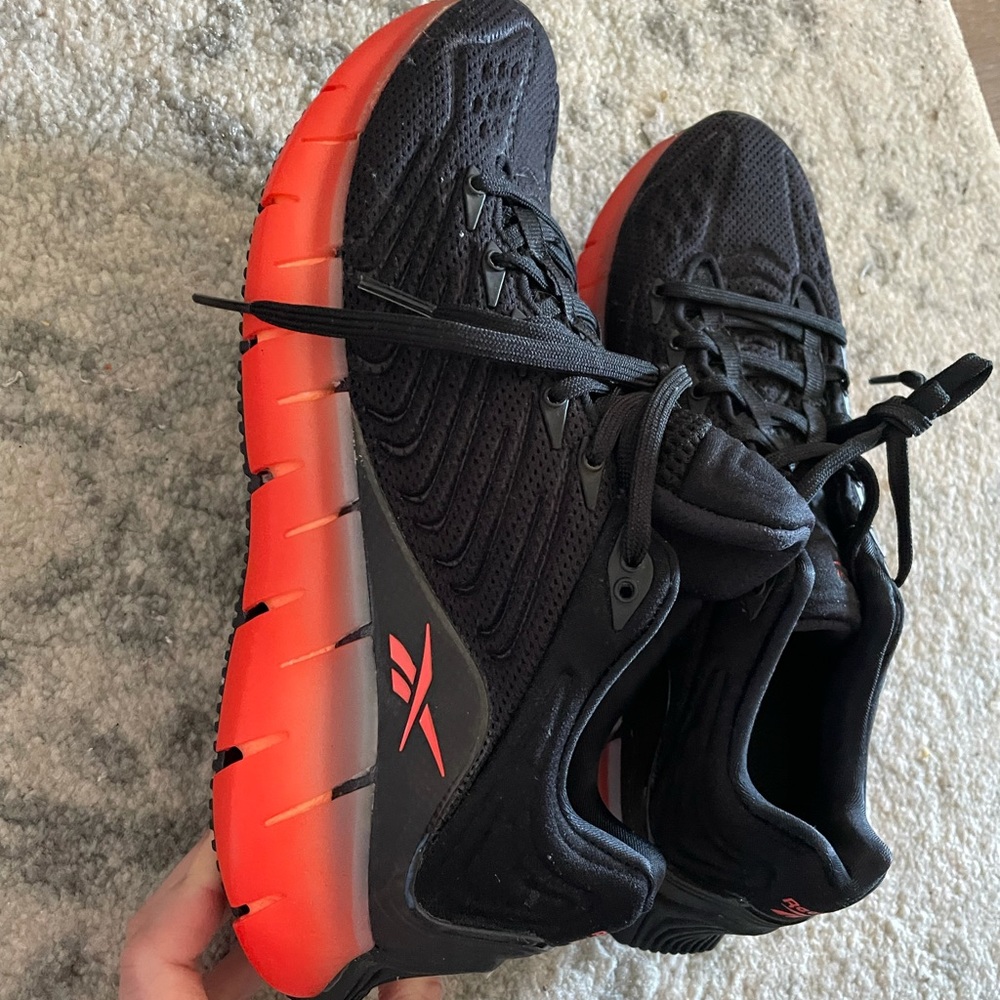 Women’s size 6.5 Reebok running shoes